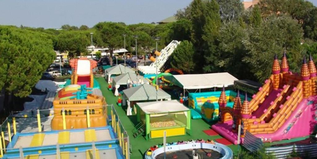 Villa Santin Carraro Immobiliare - Family Apartments Lido di Jesolo Luaran gambar